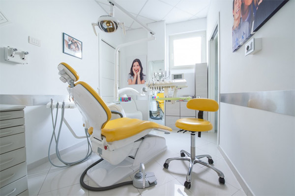 Studio dentistico dr. Armando Liguori Battipaglia