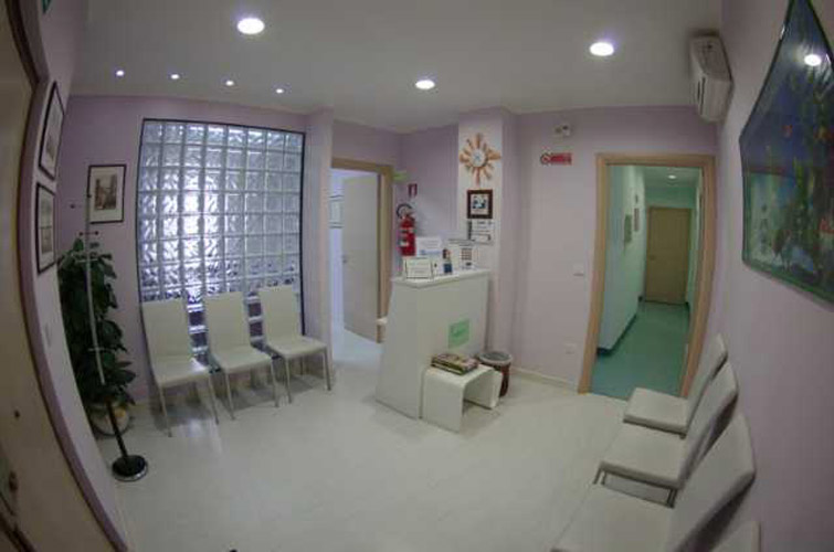 Ingresso studio dentistico Dr. Enrico Lettera
