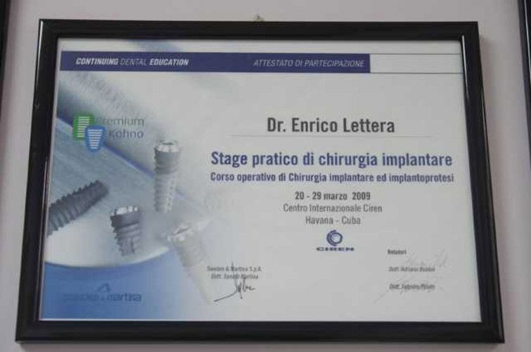 Attestato corso pratico di chirurgia implantare Dr. Enrico Lettera
